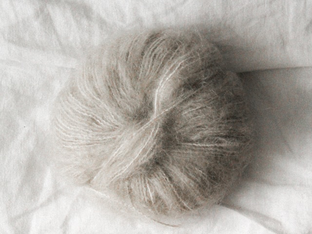 モヘア素材の毛糸